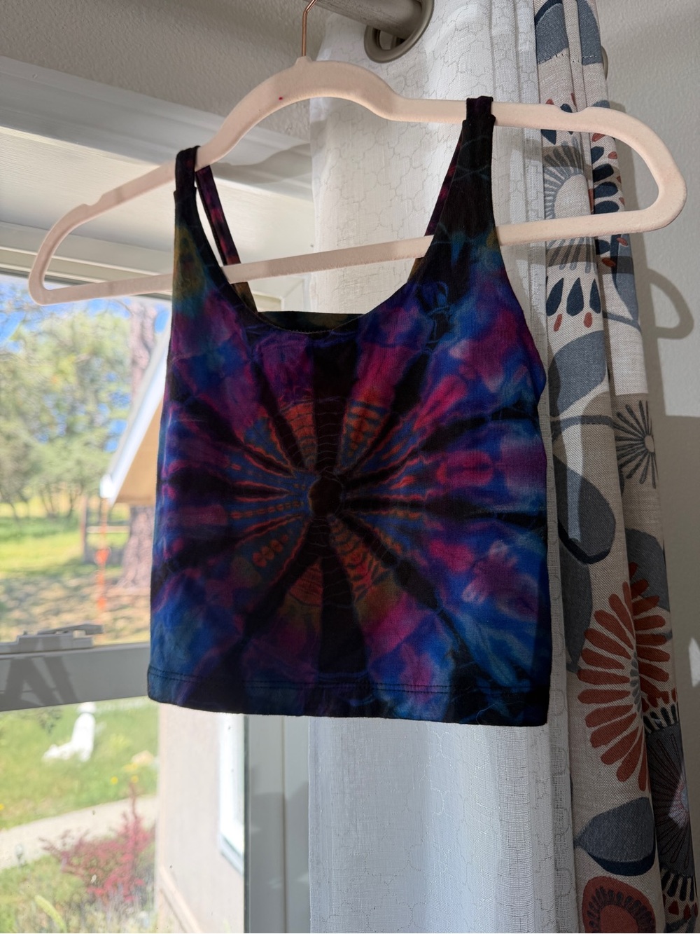 Tie-Dye Crop Tank Top - Multicolor